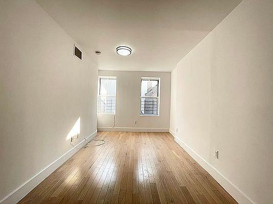 Building Photo - 3 bedroom in New York NY 10035