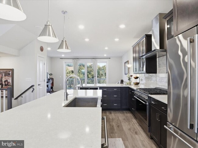 Building Photo - 3595 Aster St