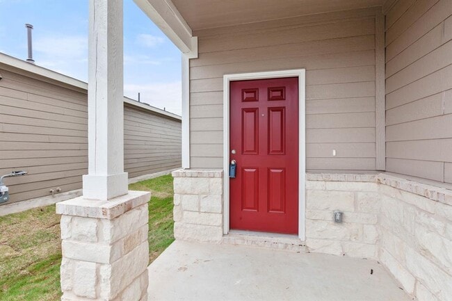 Building Photo - 116 Fiery Skipper Ln