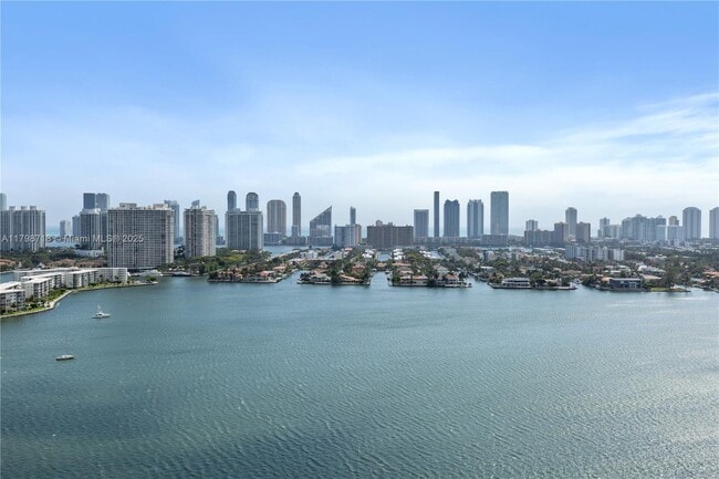 Building Photo - 17301 Biscayne Blvd