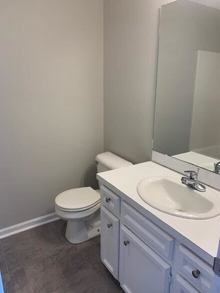 Building Photo - 3829 Sterling Pointe Dr