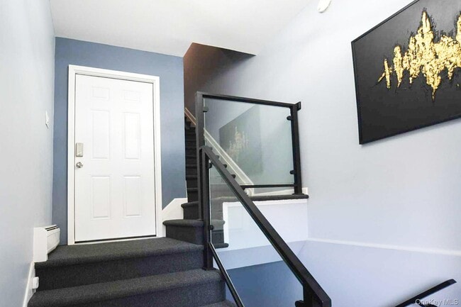 Building Photo - 212-72-212-16 16th Ave