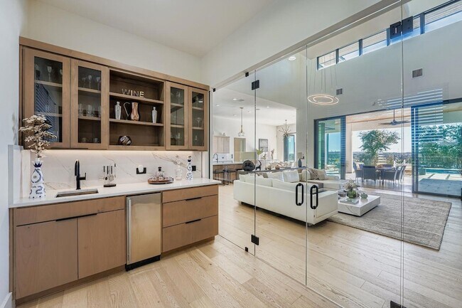 Building Photo - 6412 Lantern View Dr