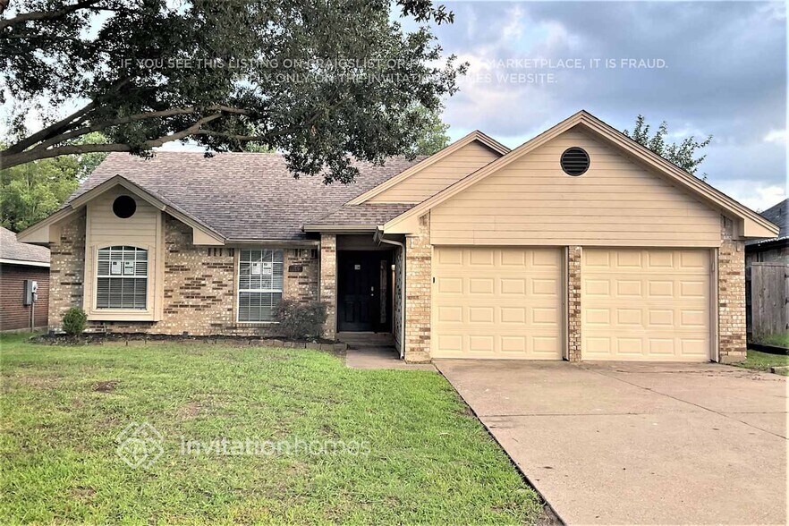 Primary Photo - 159 Summerhill Dr