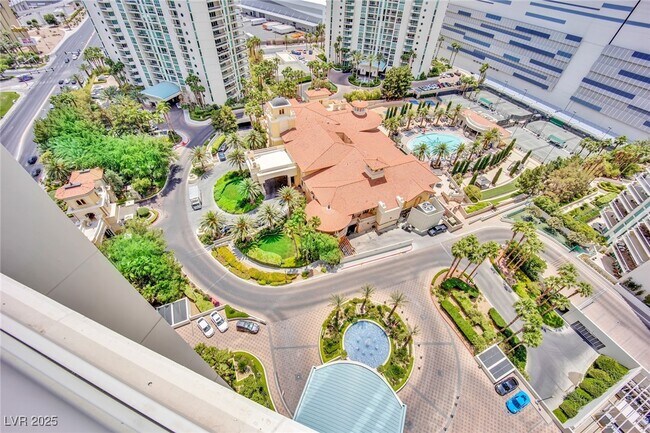 Building Photo - 2777 Paradise Rd