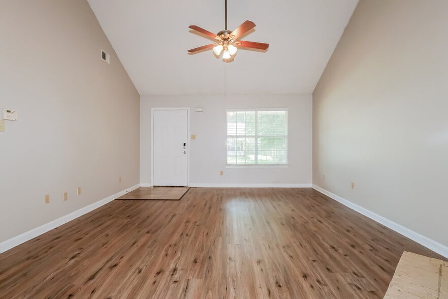 Building Photo - 7084 Lindsey Leaf Cove