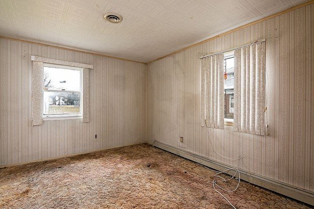 Building Photo - 739 Rosemont Ave