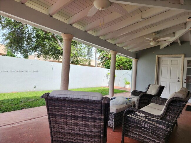 Building Photo - 3620 SW 106th Ave