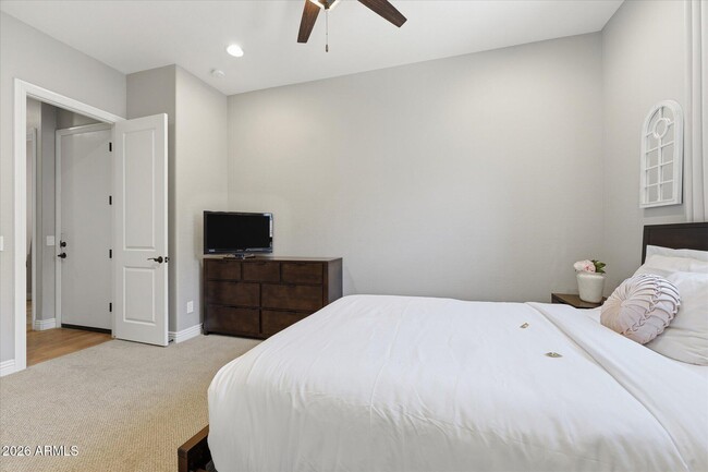 Building Photo - 4254 E Valencia Dr