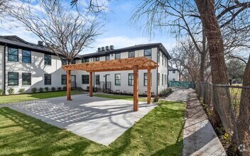 Building Photo - Buckner Park Lofts