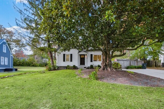 Building Photo - 1990 Wingate Rd