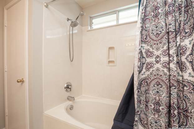 Building Photo - 8451 Chalk Hill Cove