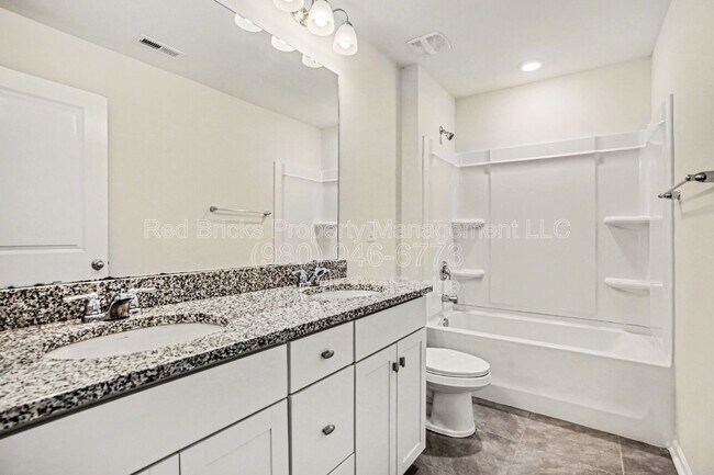 Building Photo - 1569 Cambria Ct