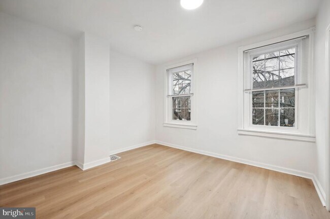 Building Photo - 1627 S Ringgold St