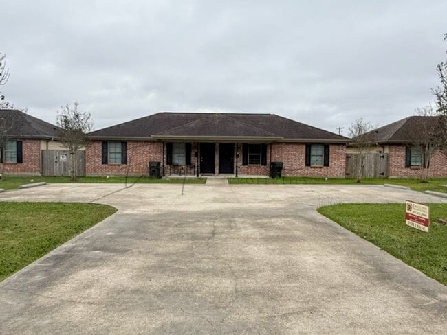 Building Photo - 2528 Crockett St