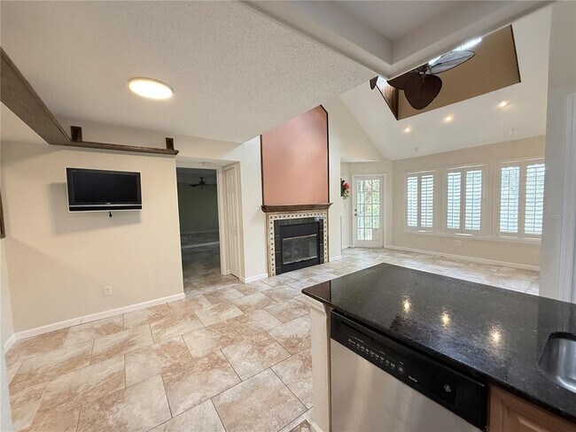 Building Photo - 3261 Haviland Ct