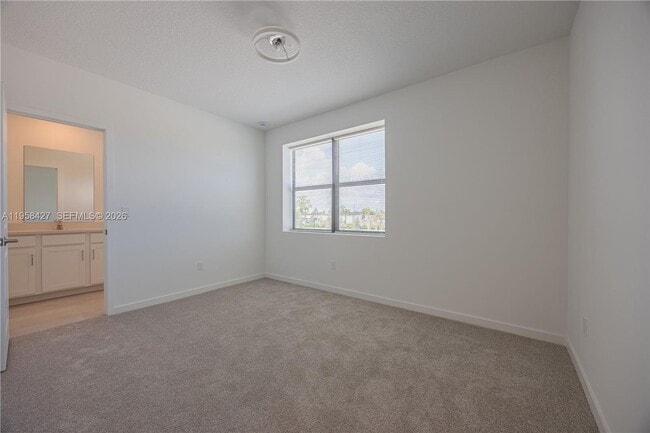 Building Photo - 7040 Channing Ave