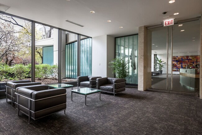 Building Photo - 2800 N Lake Shore Dr