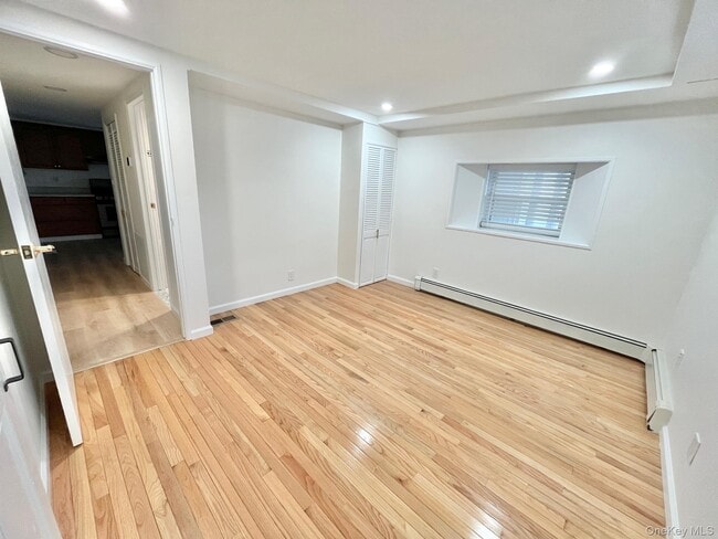 Building Photo - 103 Bennett Ave