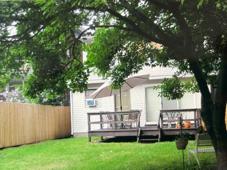 Back yard deck - 24 Front St