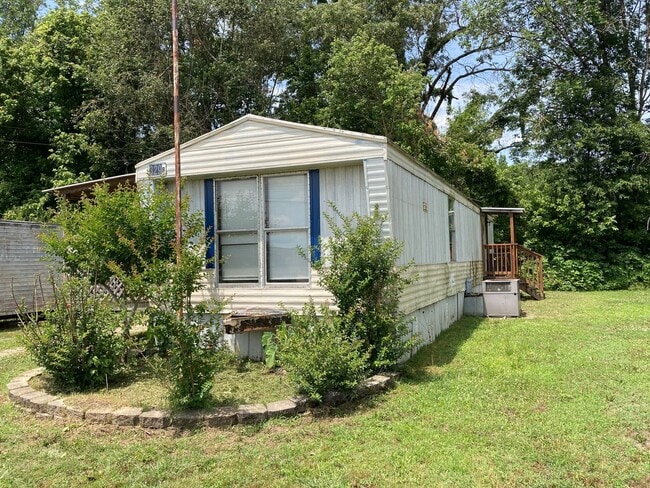 Building Photo - Awesome  Mobile Home in Gallaway, TN for R...