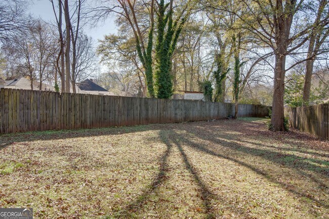 Building Photo - 1786 Center Ave