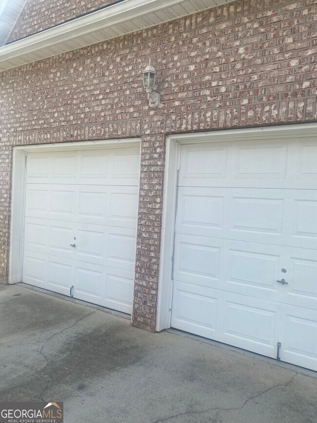 Building Photo - 1911 Cornerstone Pass Way