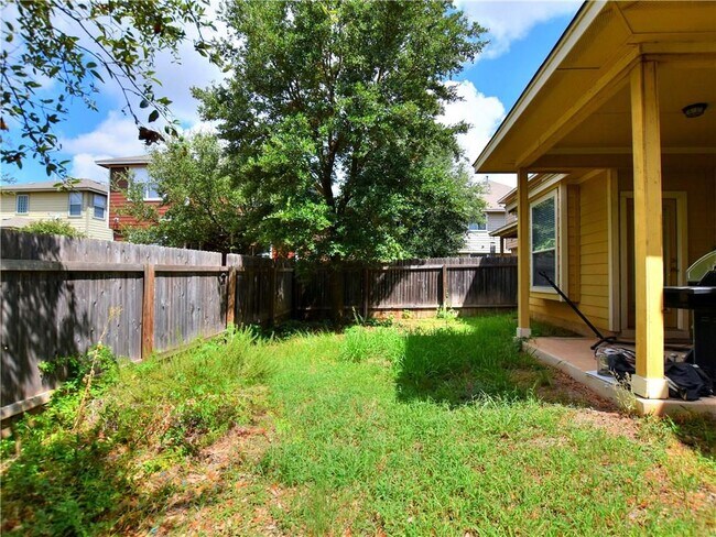 Building Photo - 8616 Harrier Dr