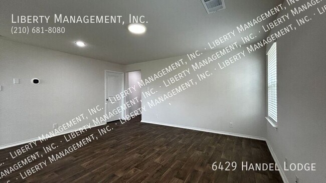 Building Photo - 6429 Handel Ldg