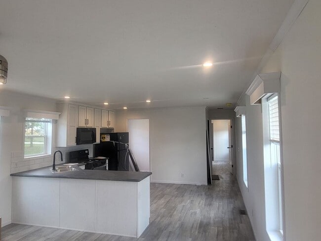 Building Photo - 43 Partridge Ln