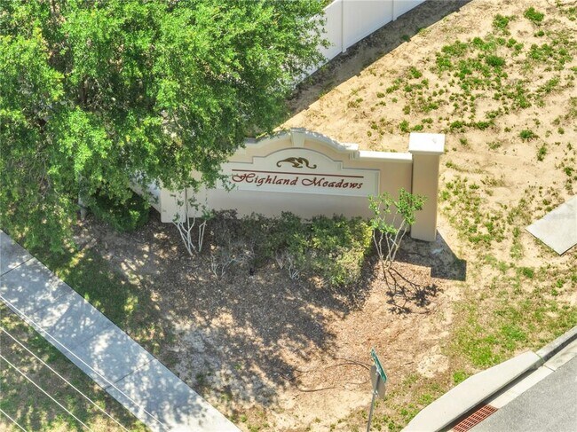 Building Photo - 330 Pheasant Dr