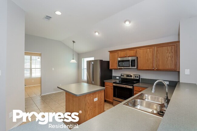 Building Photo - 7617 Rainbow Creek Dr