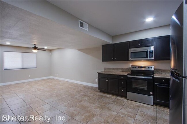 Building Photo - 3501 Rio Robles Dr