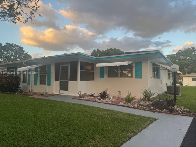 Building Photo - 1140 NW 85th Ave