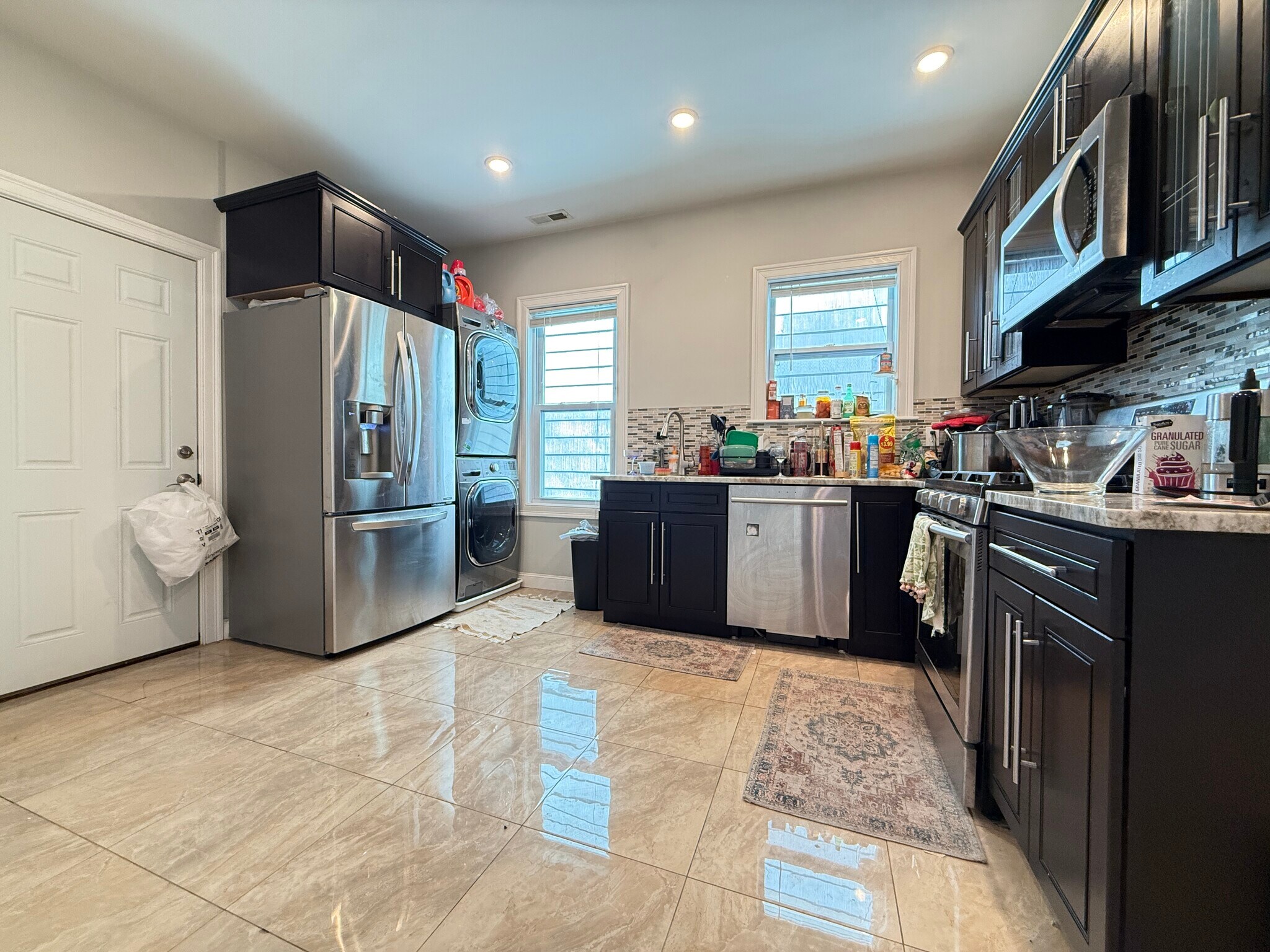 Building Photo - 73 Newbury St