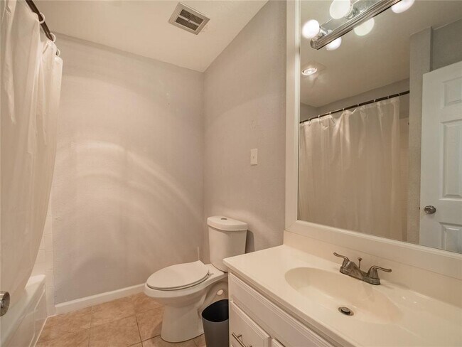 Building Photo - 3535 E NASA Pkwy