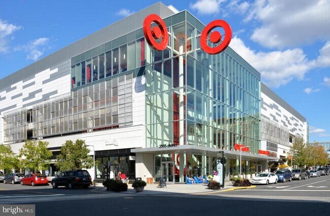 Building Photo - 1504 Lincoln Way