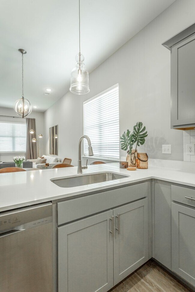 Building Photo - 4735 Stunner Ln