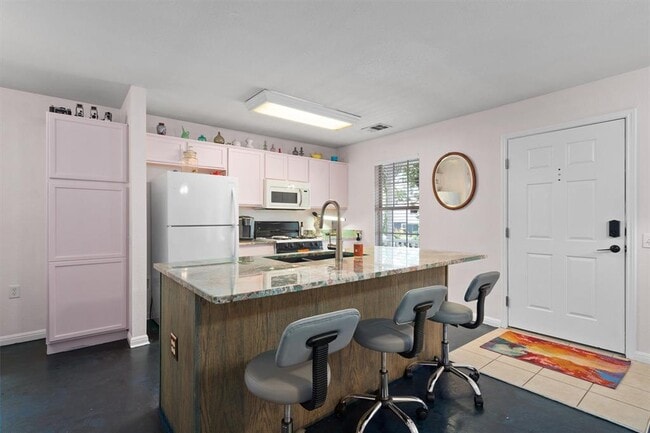 Building Photo - 1407 Sanchez St