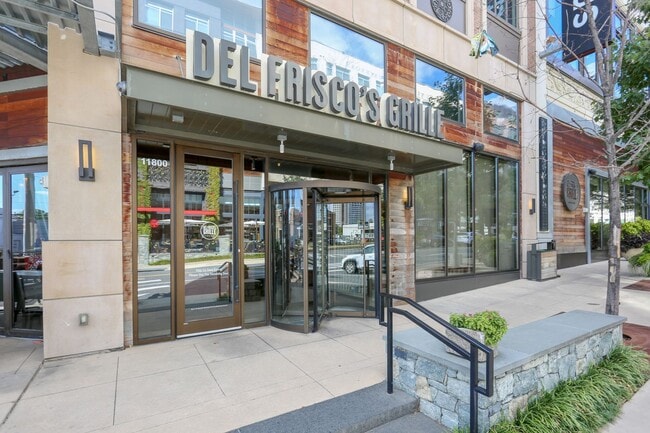 Building Photo - Luxury 2BD/2BA in The Gallery - Across from PIKE & ROSE + White Flint Metro
