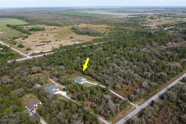 Building Photo - 2793 72nd Ave NE