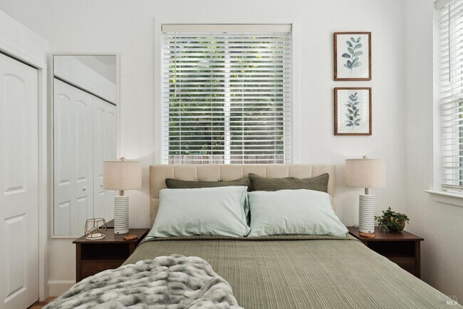 Building Photo - 524 Tipperary Dr