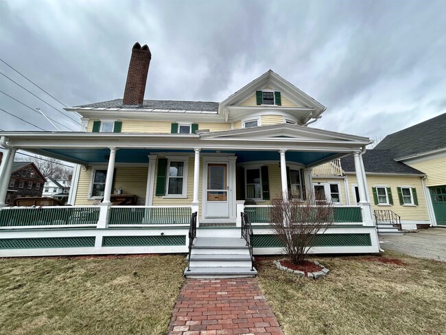 Building Photo - 61 Silver St