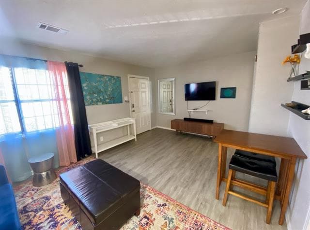 Building Photo - 5631 Arlington Park Dr