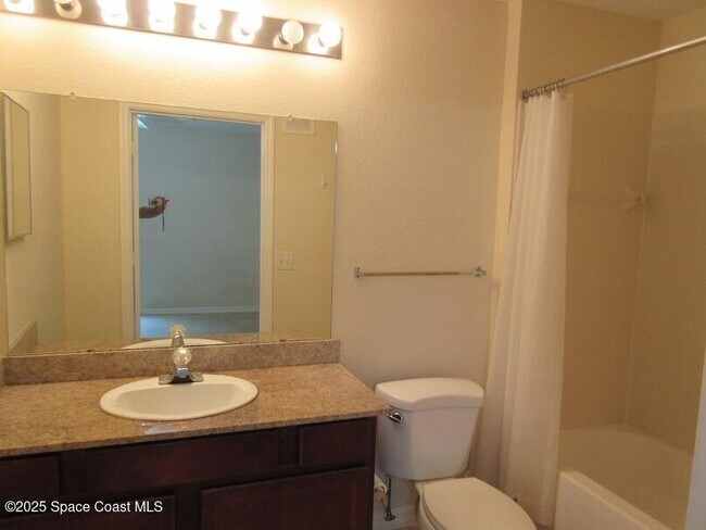 Building Photo - 3551 D'Avinci Way