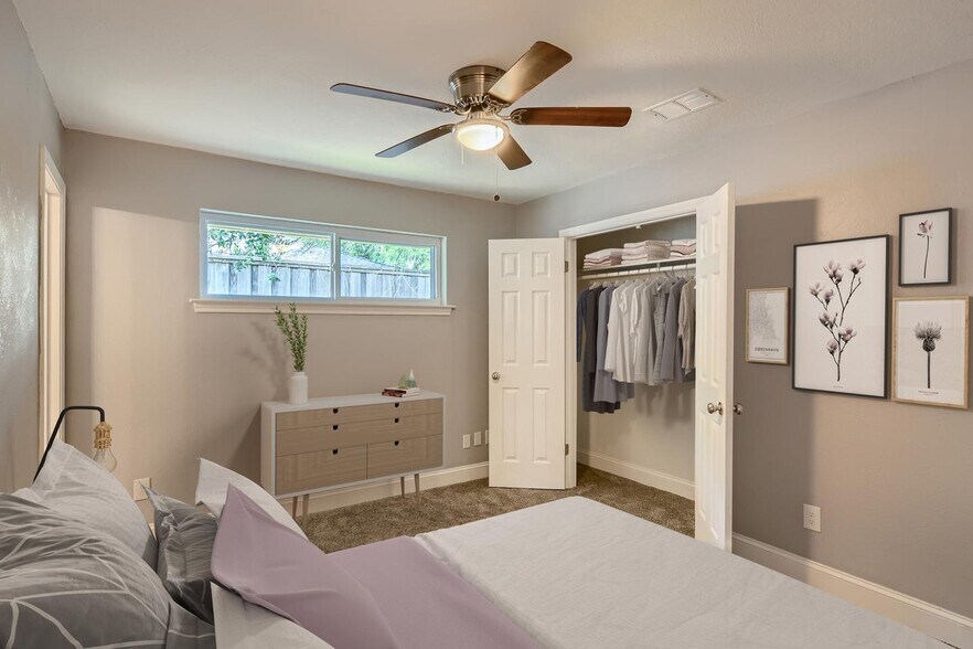 Building Photo - Welcoming single-story Plano home near Lib...