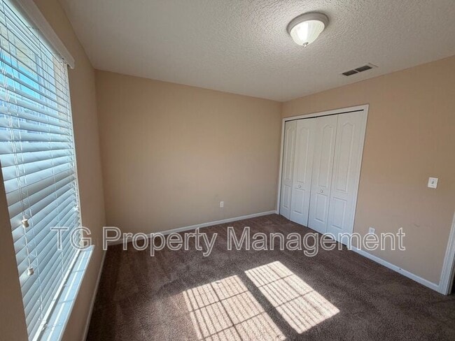 Building Photo - 247 Shetland Dr