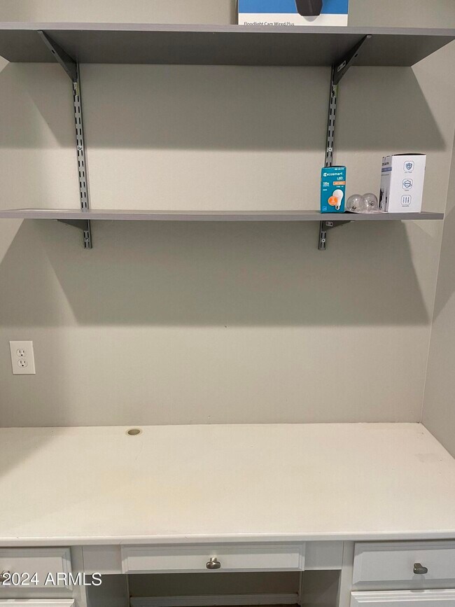 Building Photo - 16607 W Mescal St