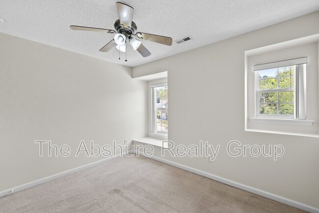 Building Photo - 6571 Guard Hill Dr