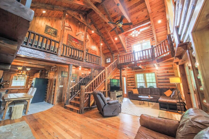 Building Photo - 195 Black Bear Dr